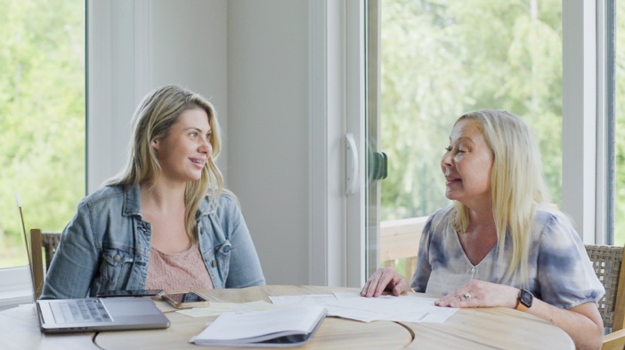 Diane and her daughter discuss the family business.